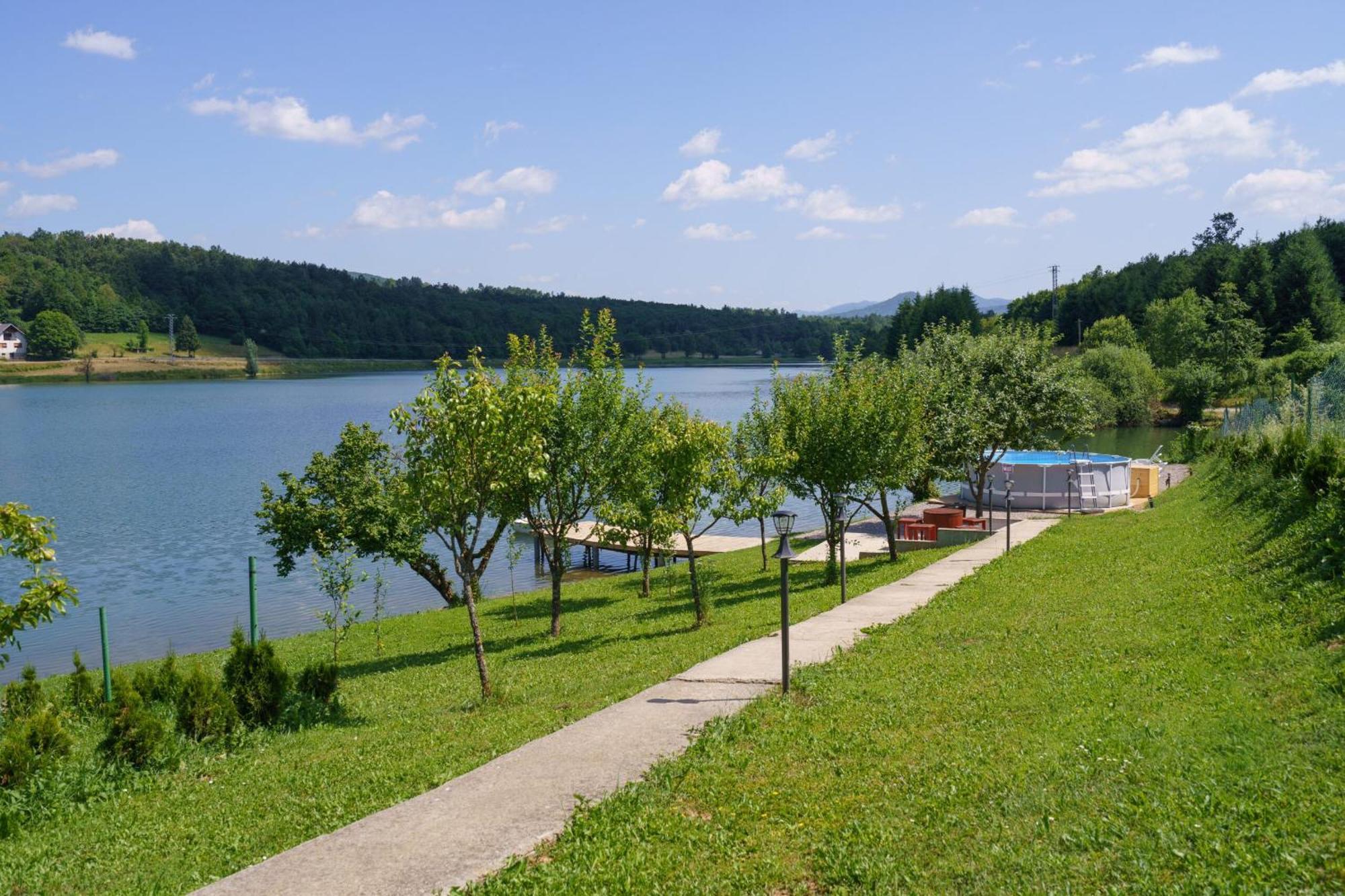 Kuca Za Odmor Jezero Villa Ogulin Bagian luar foto