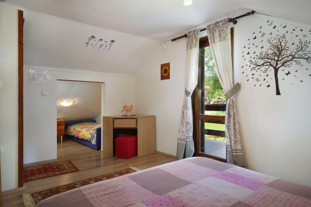 Kuca Za Odmor Jezero Villa Ogulin Bagian luar foto