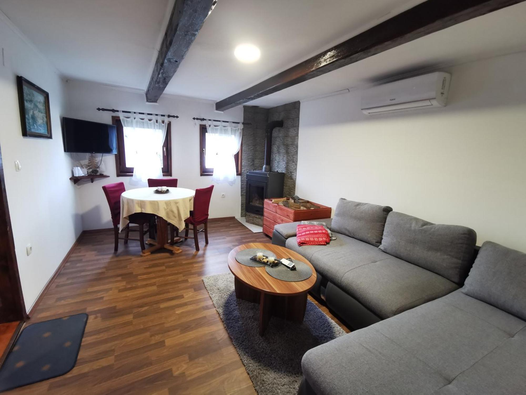 Kuca Za Odmor Jezero Villa Ogulin Bagian luar foto