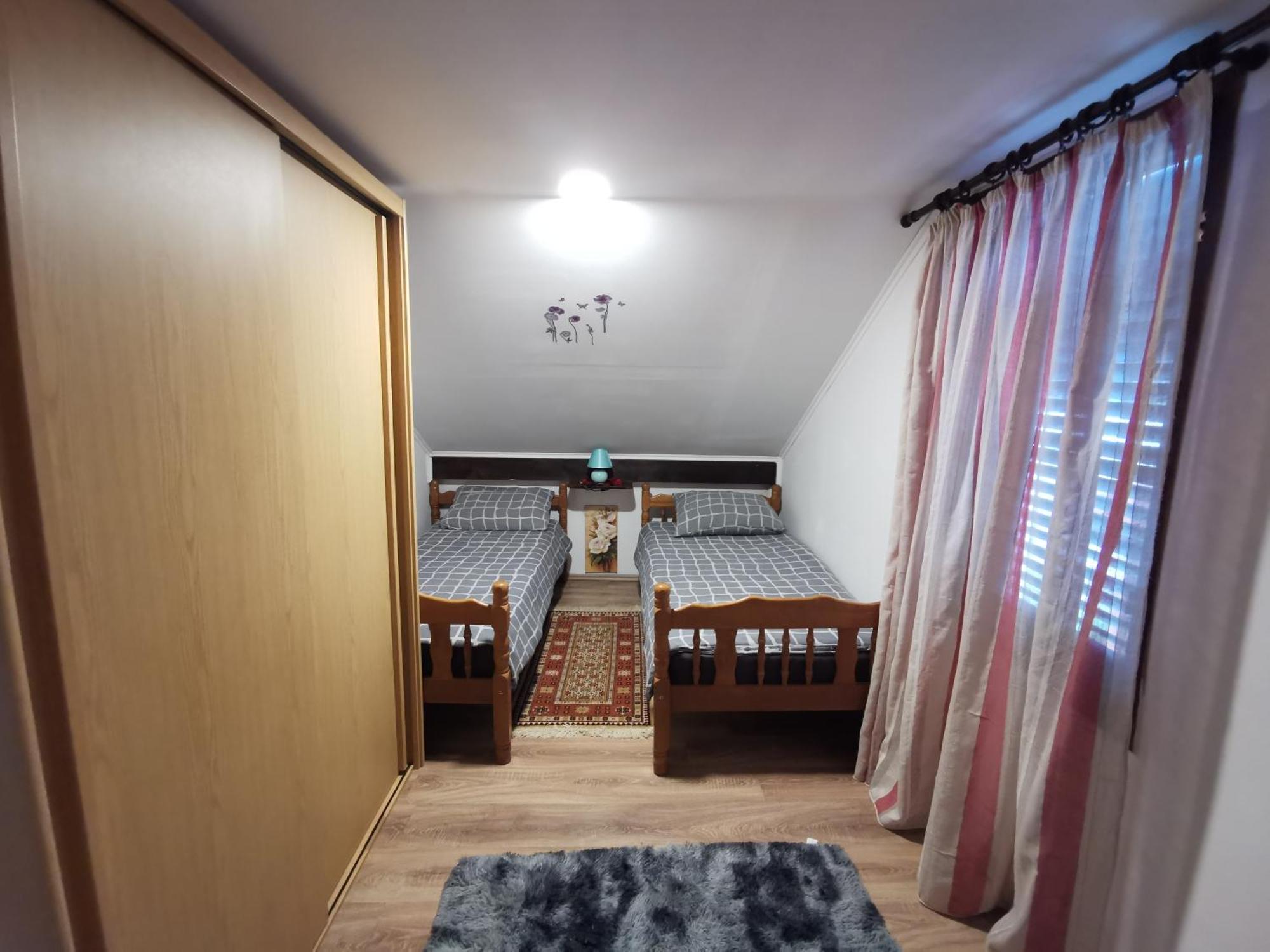 Kuca Za Odmor Jezero Villa Ogulin Bagian luar foto